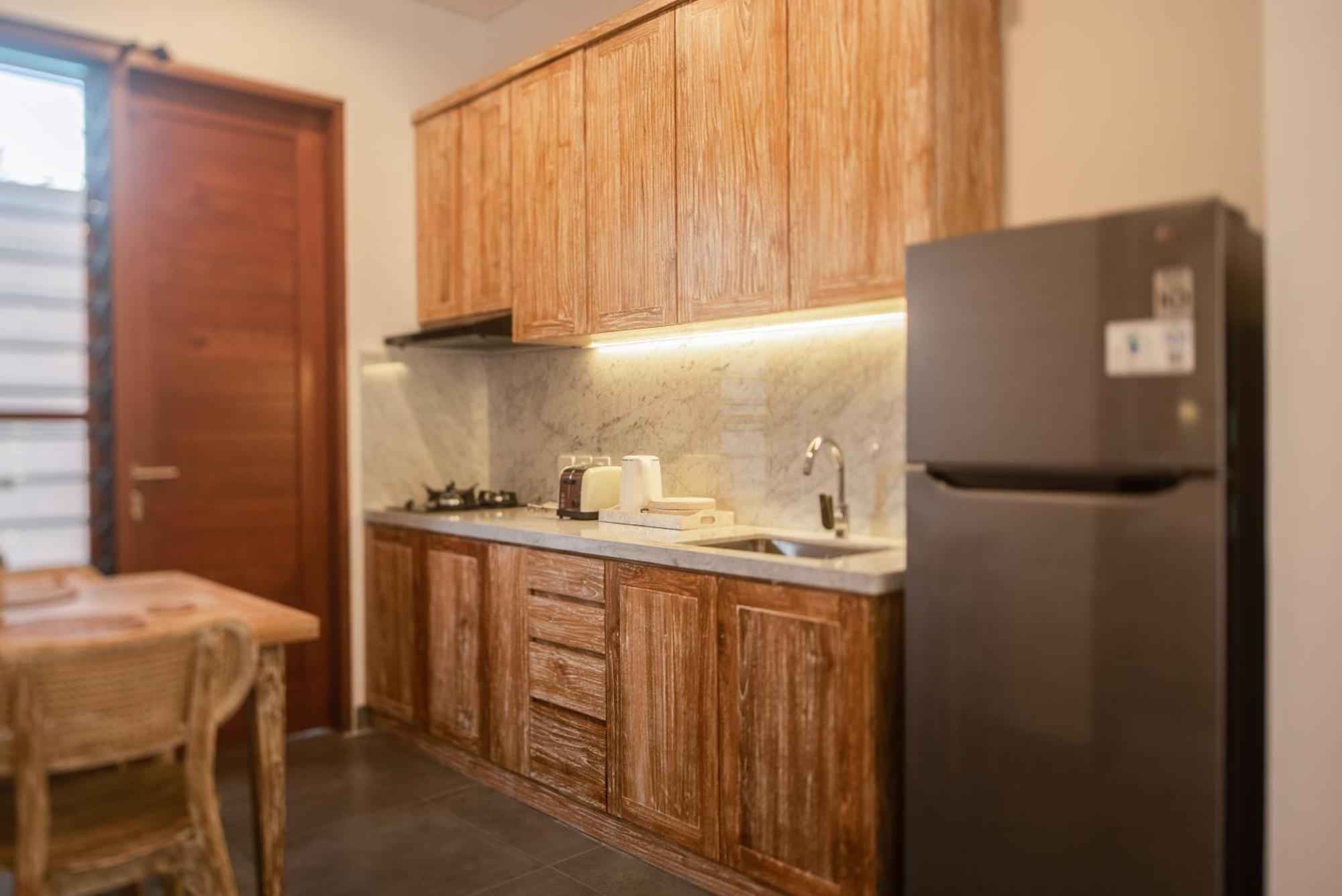 Отель The Cozy Haven Sanur Экстерьер фото